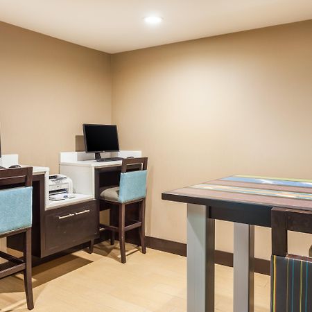 Holiday Inn Express Hotel & Suites Mebane By Ihg Ngoại thất bức ảnh
