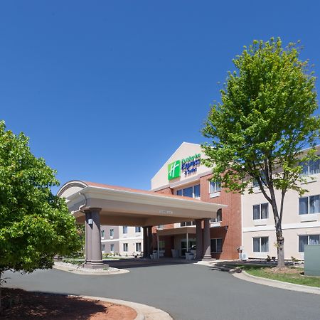 Holiday Inn Express Hotel & Suites Mebane By Ihg Ngoại thất bức ảnh