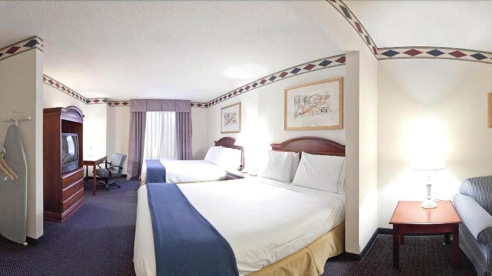 Holiday Inn Express Hotel & Suites Mebane By Ihg Ngoại thất bức ảnh