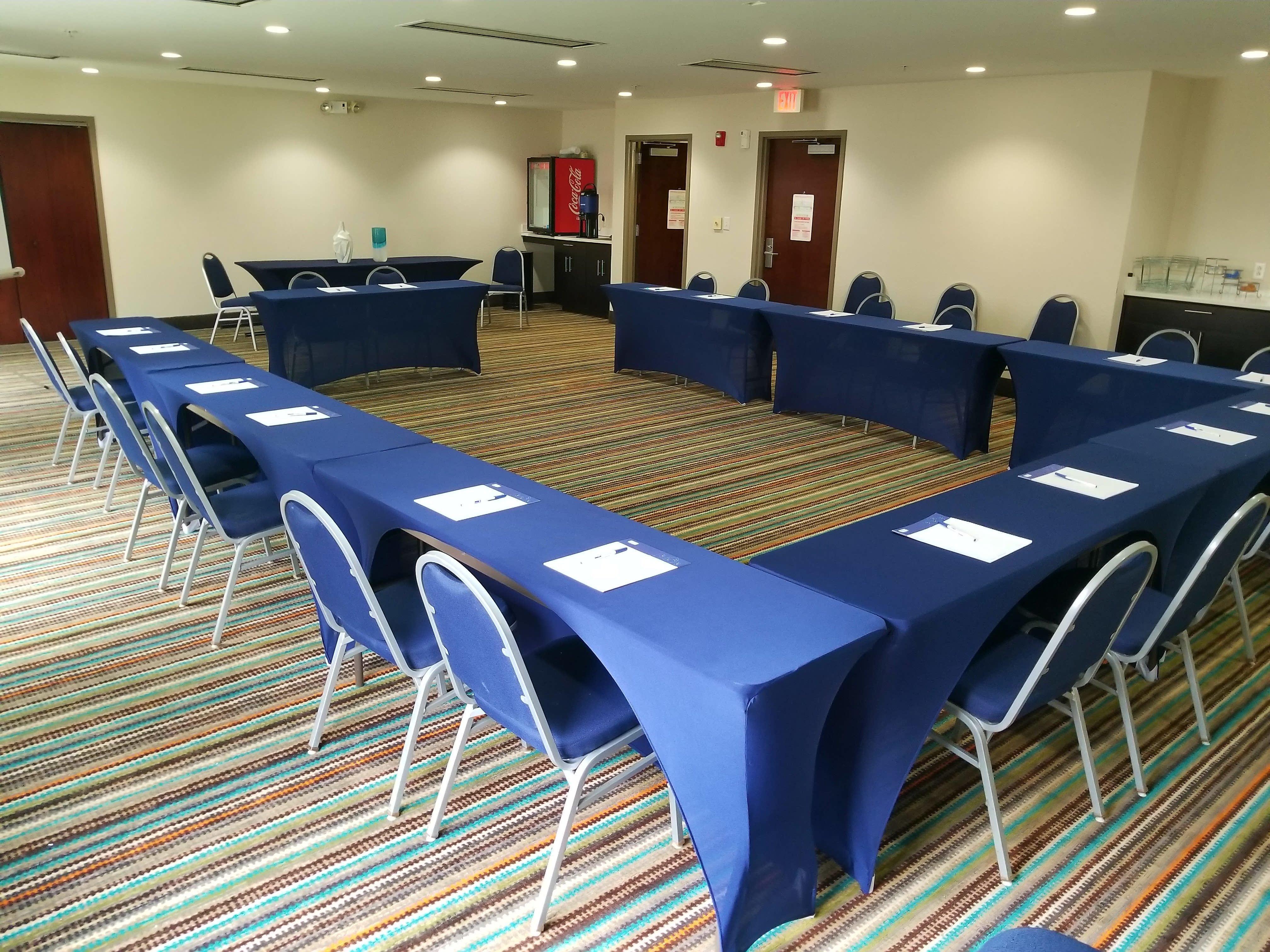 Holiday Inn Express Hotel & Suites Mebane By Ihg Ngoại thất bức ảnh