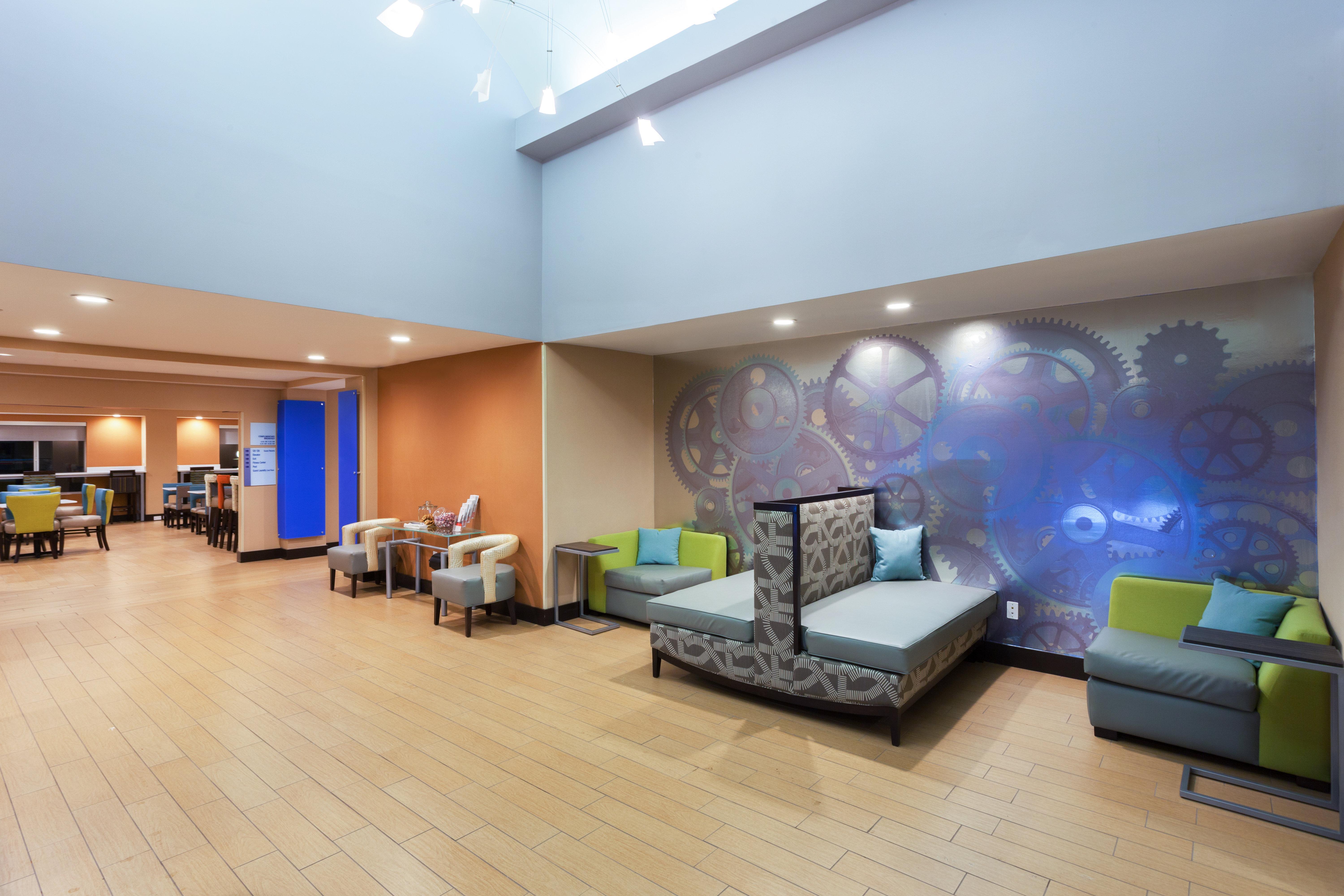 Holiday Inn Express Hotel & Suites Mebane By Ihg Ngoại thất bức ảnh