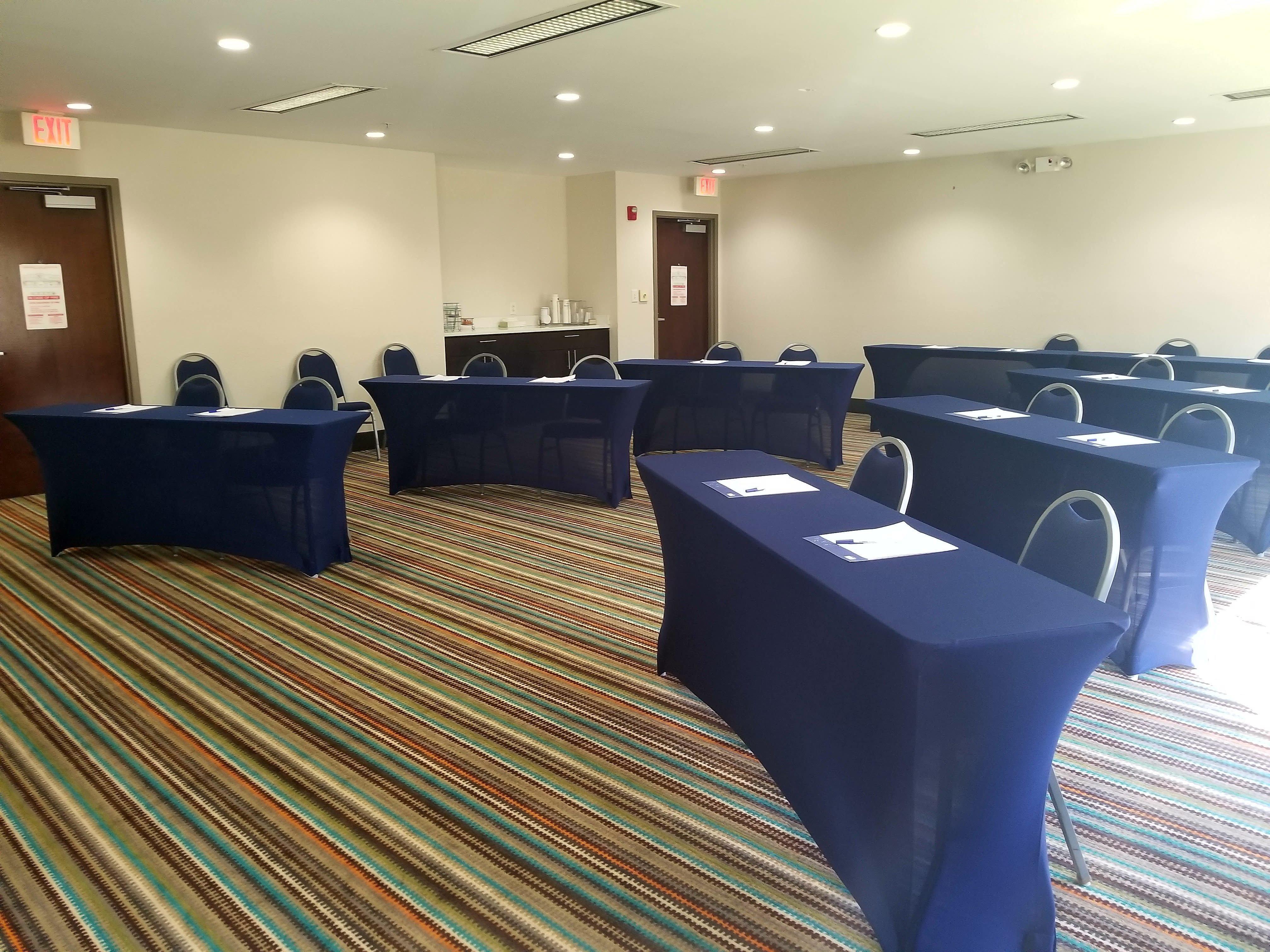 Holiday Inn Express Hotel & Suites Mebane By Ihg Ngoại thất bức ảnh