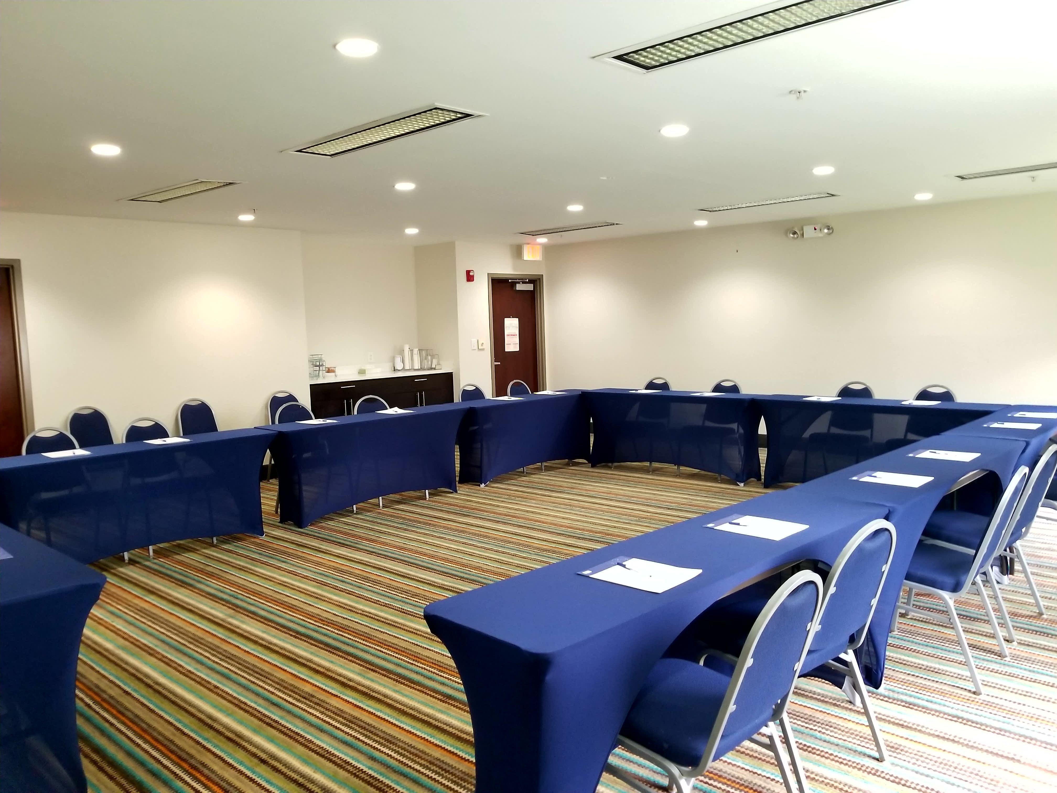 Holiday Inn Express Hotel & Suites Mebane By Ihg Ngoại thất bức ảnh